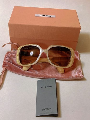 Miu beige sunglasses with - miu,