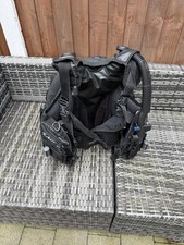 SeaQuest Diva LX Bcd Medium