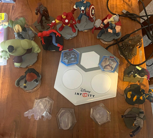 Disney infinity ps3 - disney, bundle