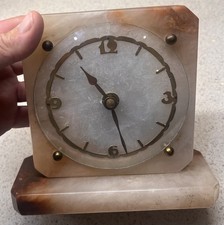 Vintage Mid Century Onyx Art Deco Style Mantle Clock Working Made in Germany