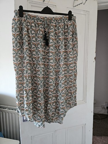 Fat face skirt size - l, with