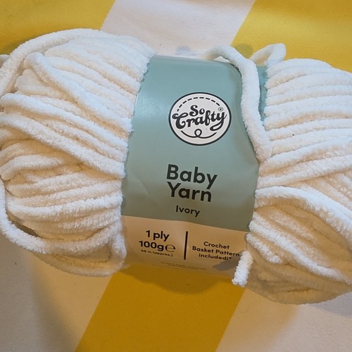 Crafty baby chunky yarn - so,