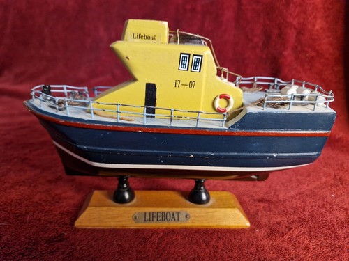 Vintage lifeboat model a - lifeboat,