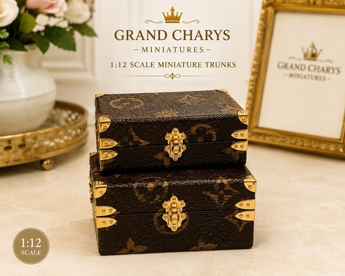 Dolls house luxury trunk - 1:12,