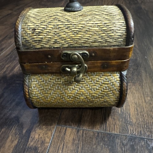 Vintage woven wicker - wicker, mini