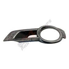 2015 Toyota Hilux Passenger Front Fog Light Bezel 2011-2015