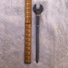 Vintage Eagle Brand Podger
