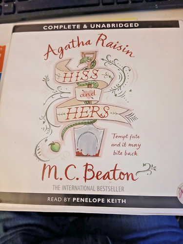 Agatha raisin hiss and - raisin, hers