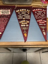 SET OF 7 HEARTS PENNANTS