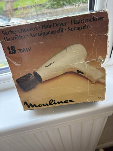 This vintage 1970s - a,