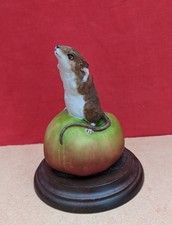 Vintage Country Artists Figurine - Mouse Standing On An Apple
