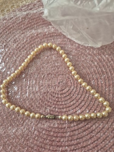 Vintage faux pearl necklace - faux,