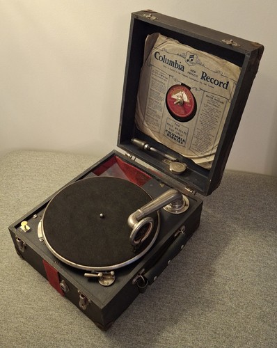 Portable suitcase gramophone - suitcase,