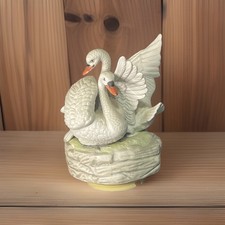 Vintage Swan Couple Music Box