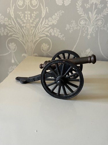 Cast iron replica american - cast,