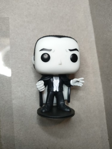 Dracula funkoverse universal - dracula,