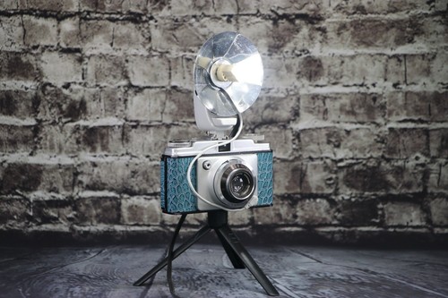 Vintage camera table lamp - camera,