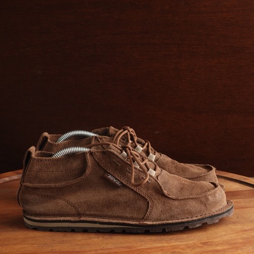 Teva chukka boots - size, 5