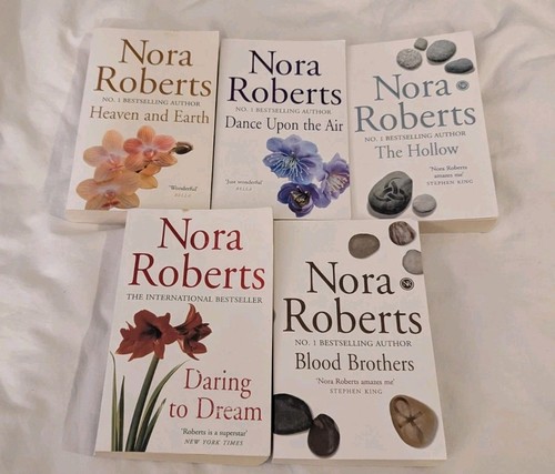Nora roberts paperback - nora, book