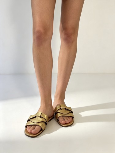 Zara gold crisscross - gold, sliders
