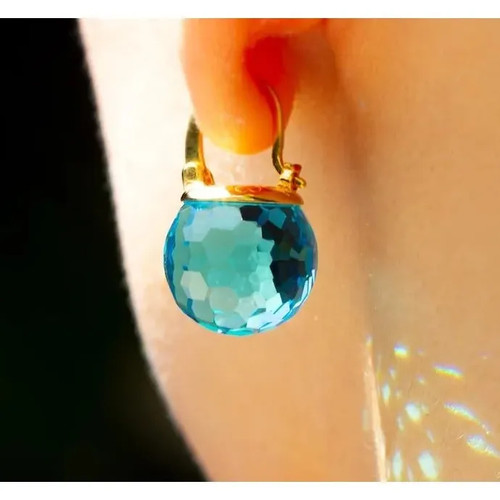 Gold round blue crystal - blue,