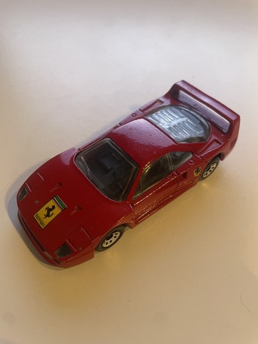 Matchbox ferrari f40 red - ferrari,