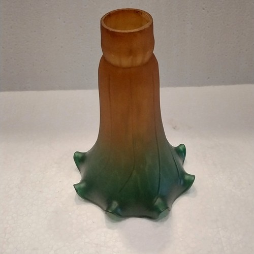 Vtg amber green - amber, lily