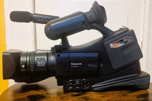 Panasonic md10000 3ccd - panasonic,