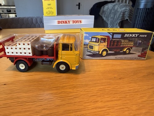 Dinky toys atlas - 588, plateau