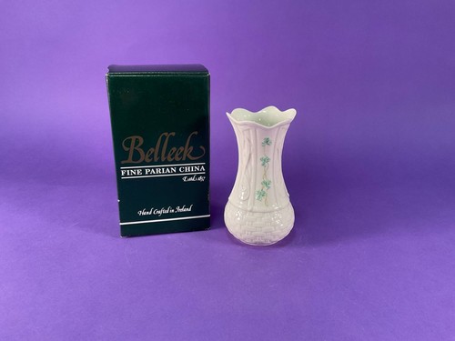 Belleek kell vase - belleek, 7’