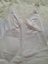 Vintage St Michael Noisy