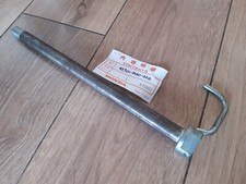 NOS HONDA XR250R 1981 - 1983 XR500R 1981 - 82 OEM REAR WHEEL AXLE 42301-MA0-000