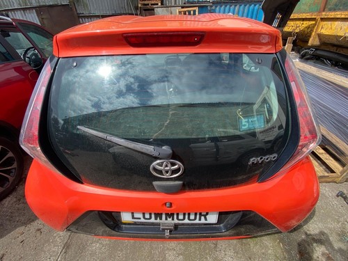 Toyota aygo tailgate and - toyota,