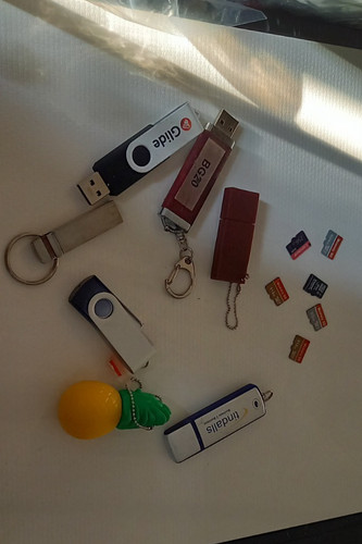 Usb sticks micro cards - sd,