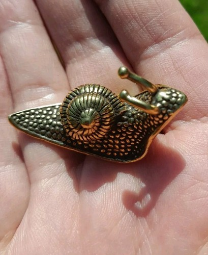 Fine lifelike solid brass - solid,