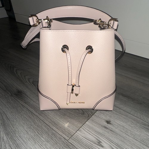 Michael kors pink pebbled - kors,