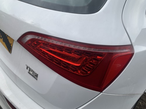 Audi 2012 tfsi - 2.0,