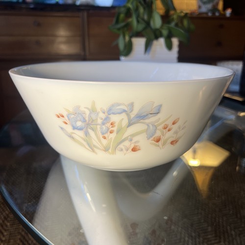 Vintage pyrex blue iris salad - blue,