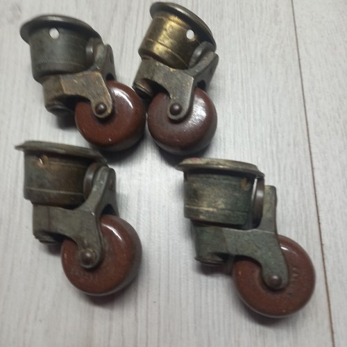 Victorian brass cup castors - cup, x