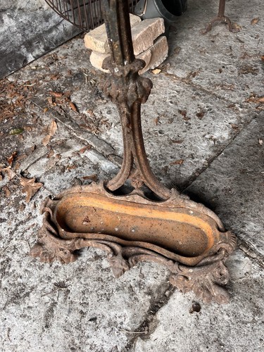 Victorian umbrella stand - ,