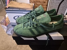 adidas Tobacco Grun Trainers (