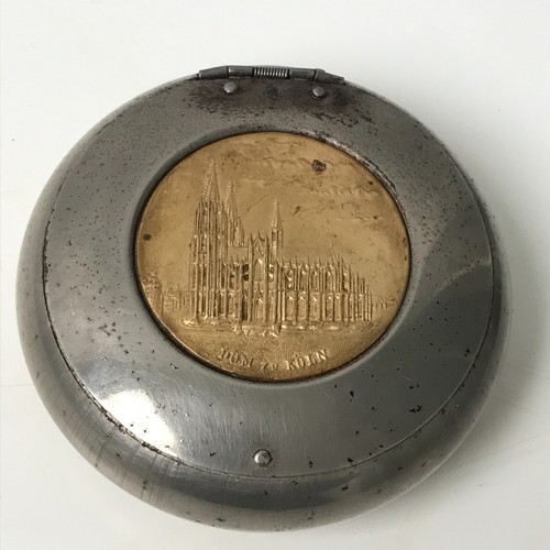 Antique ww2 metal round snuff - ww2,