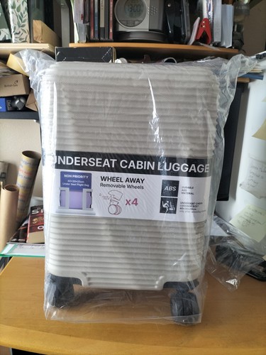 Under seat cabin - seat, luggage