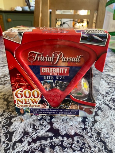 Trivial pursuit celebrity - pursuit,