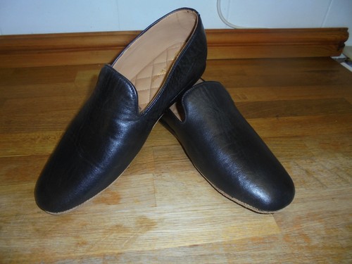Samuel windsor black slippers - black,