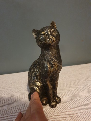 Vintage resin gold - resin, toned