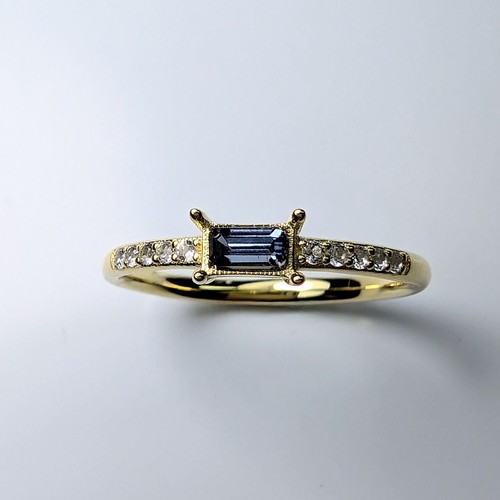 2cts natural colour change - 0.2cts,