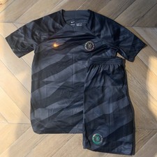 Chelsea 23/24 Black Goalkeeper Kit Set Kids XL