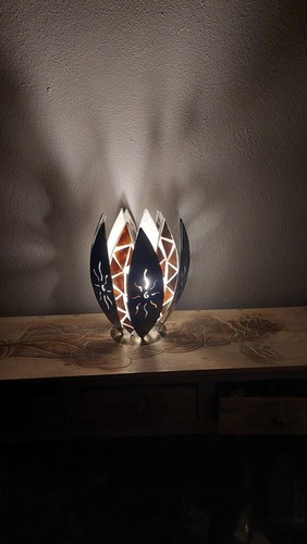 Unusual metal shell leaf - unusual,