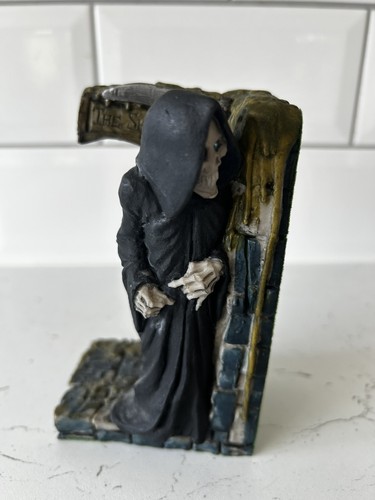 Clarecraft discworld figure - discworld,
